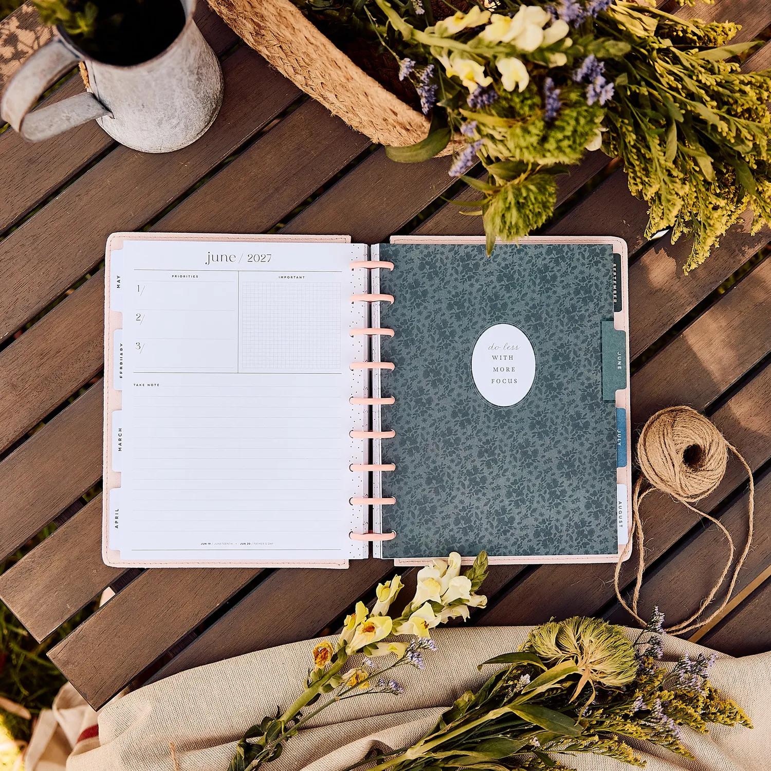 Happy Planner Wildflower Daydream 2027 agenda vertical Classic 12 mois
