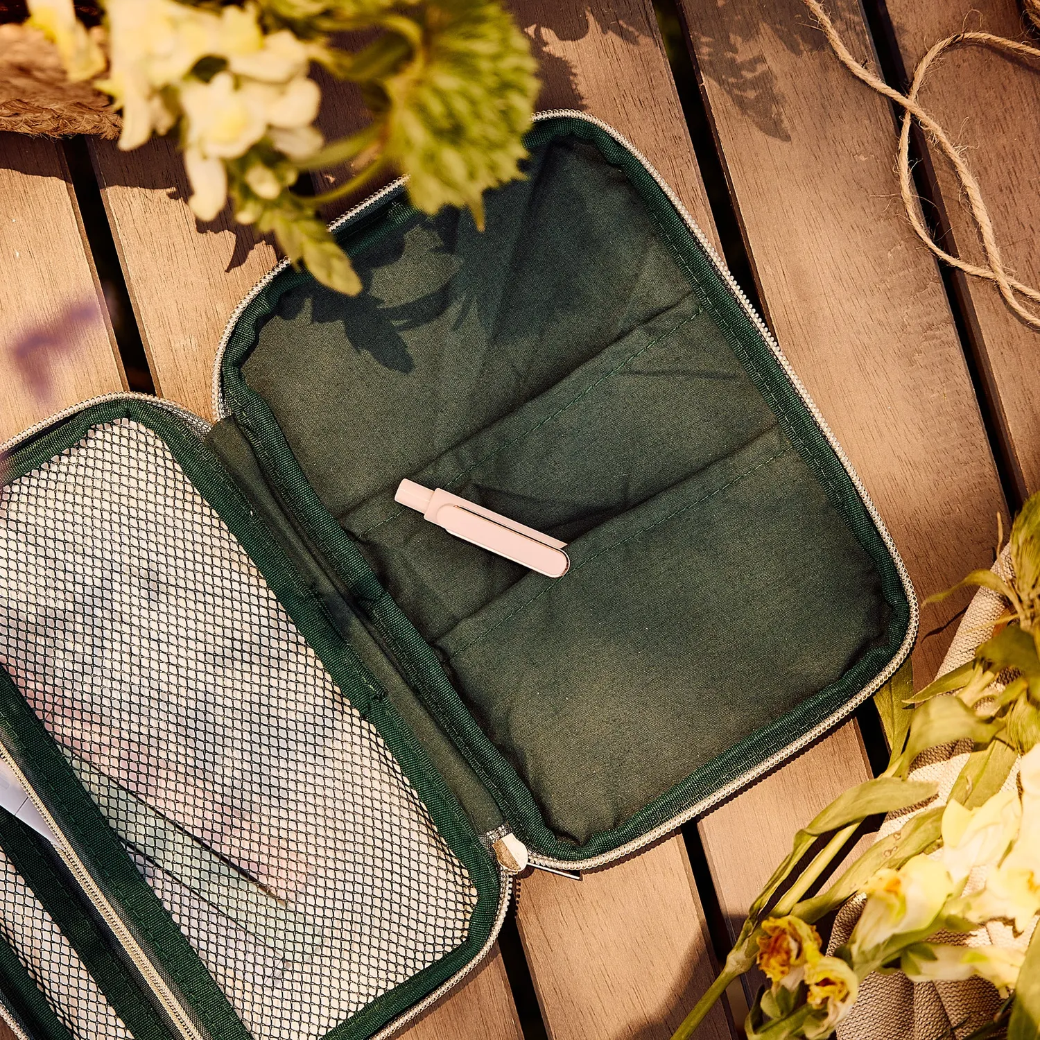 Happy Planner Wildflower Daydream trousse bleu velours brodé
