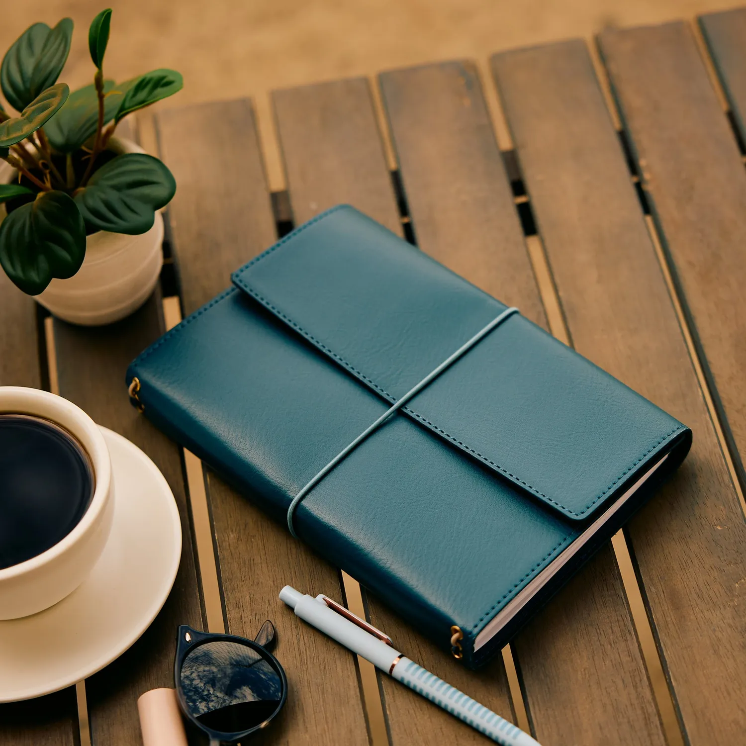 Happy Planner Deep Ocean folio A5 cuir vegan bleu océan