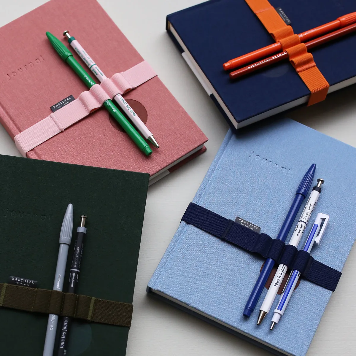 Kartotek Pen Strap A5 passant stylo bleu Oxford 4 stylos