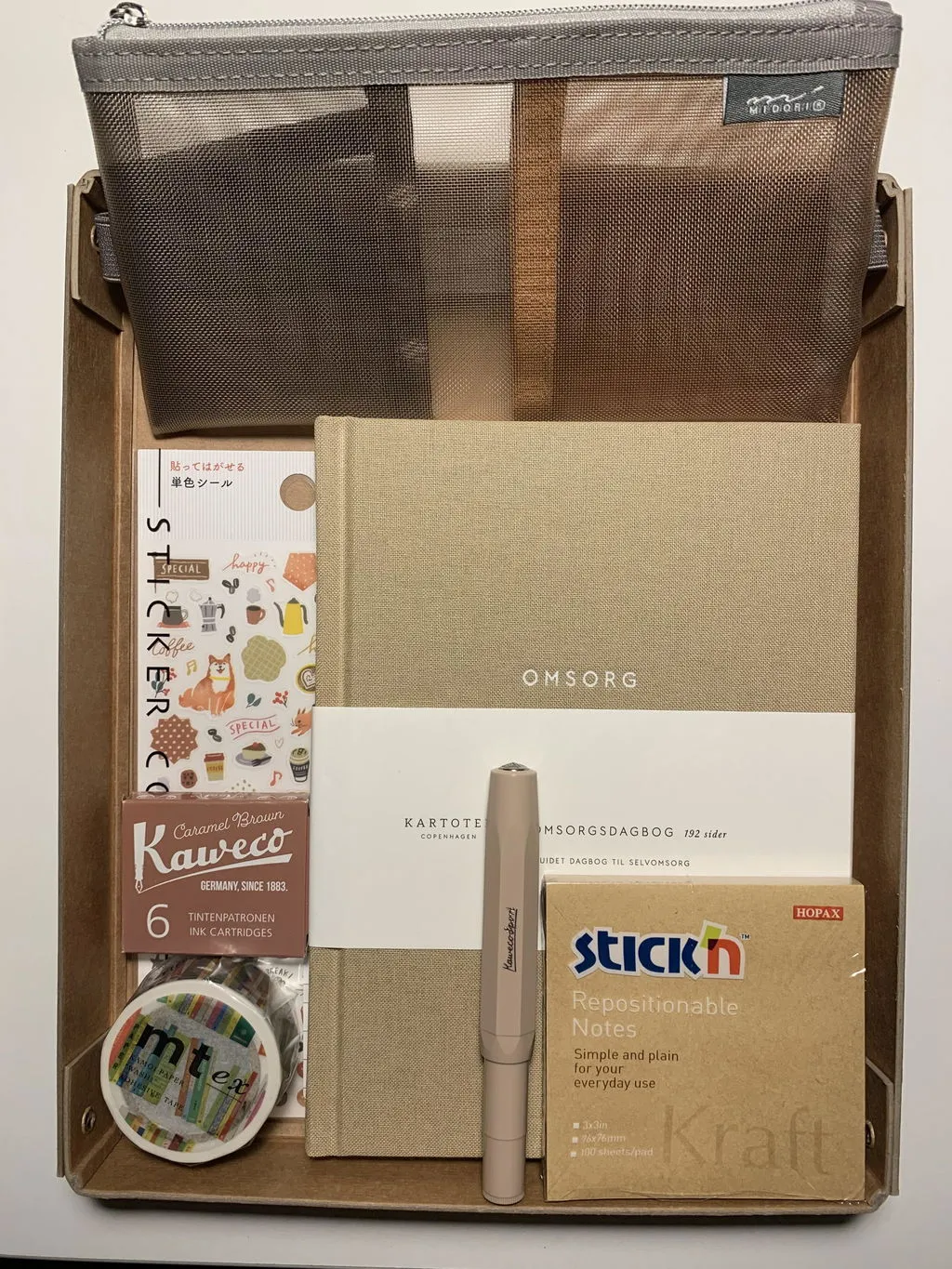 Kartotek Omsorgsdagbog journal guidé danois beige