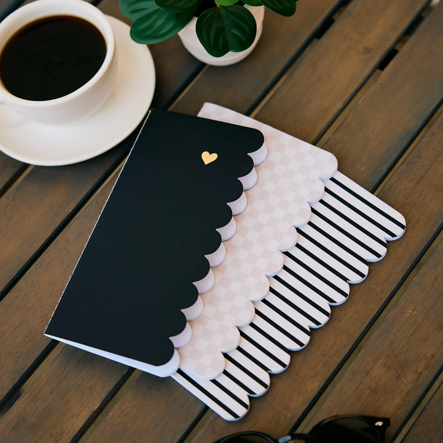 Me & my big ideas Happy Life Folio Modern Tones Scallop carnet A5 x3 pointillés