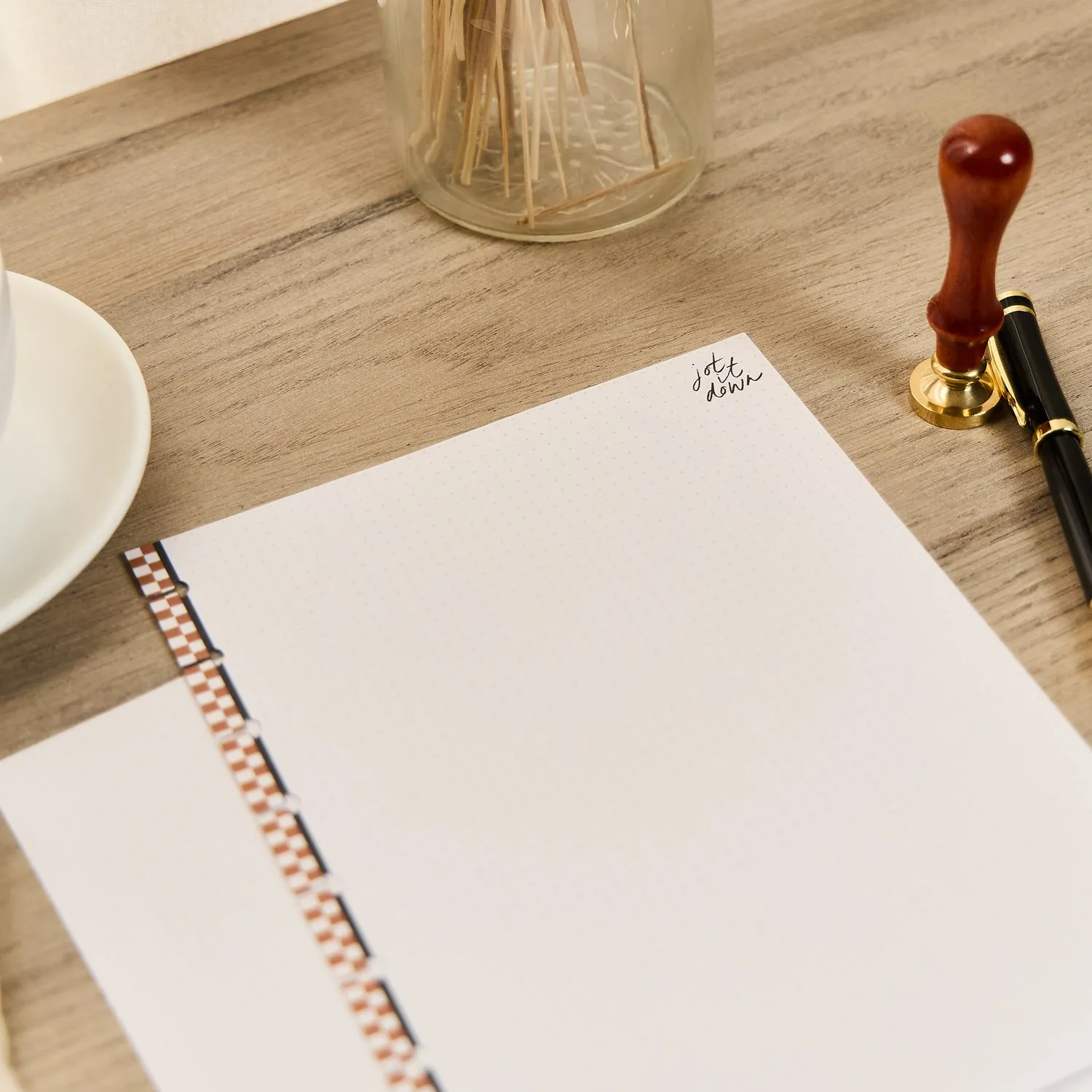 Happy Planner Modern Charm recharge pointillée Classic 40 feuilles