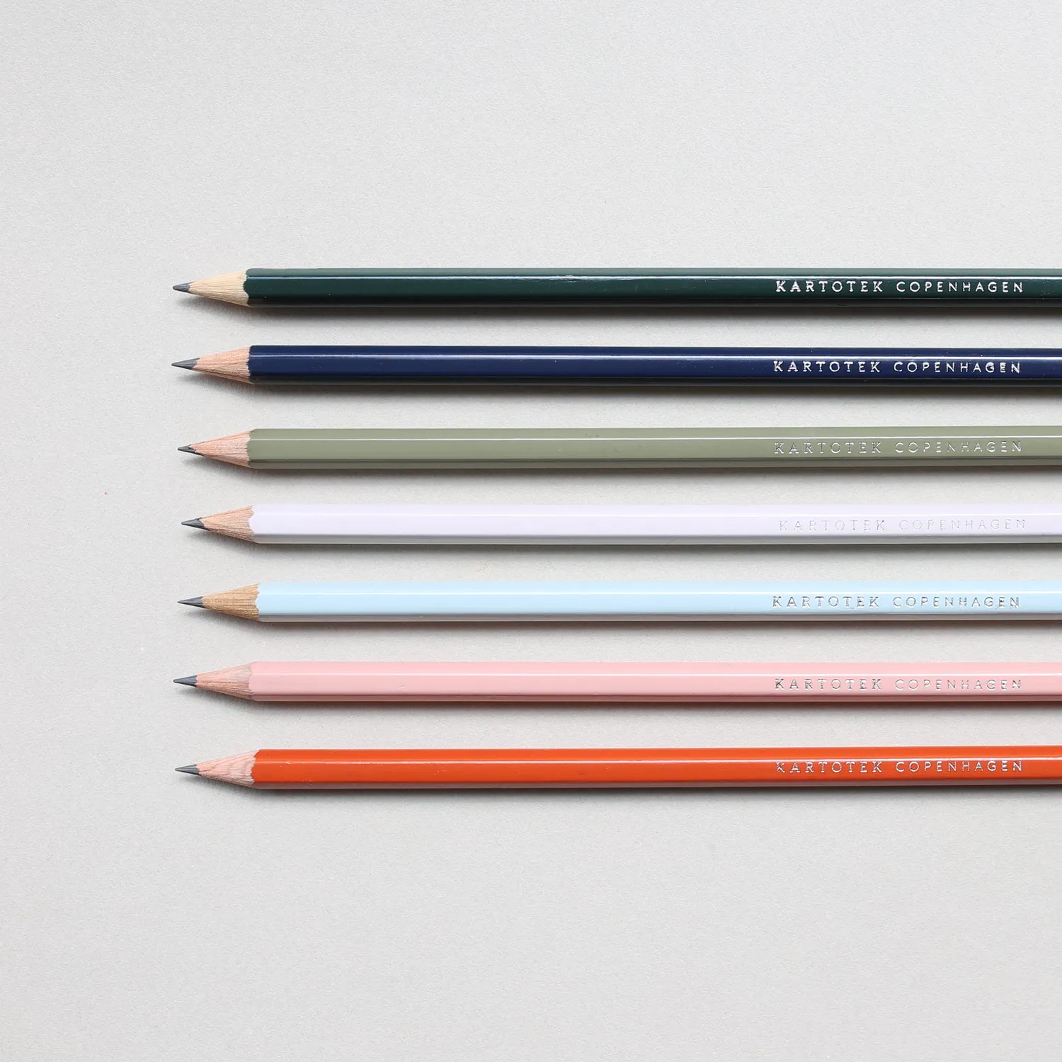 Kartotek crayon cèdre bleu clair hexagonal