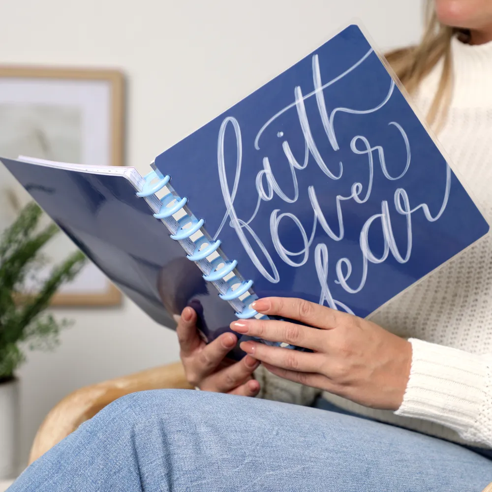 Happy Planner Faith Over Fear journal guidé classic à disques