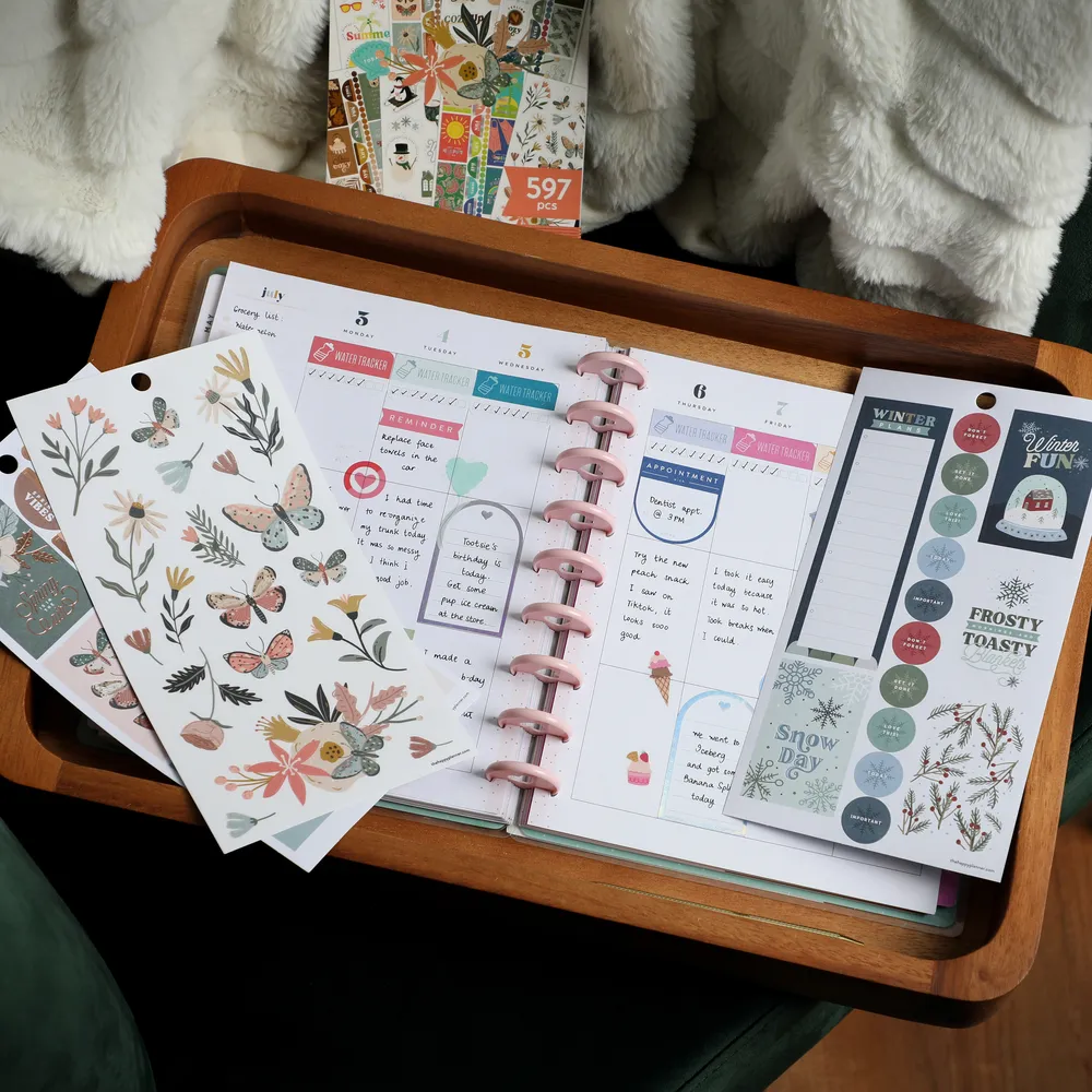 Happy Planner Essential Seasons carnet stickers 30 pages 597 pièces