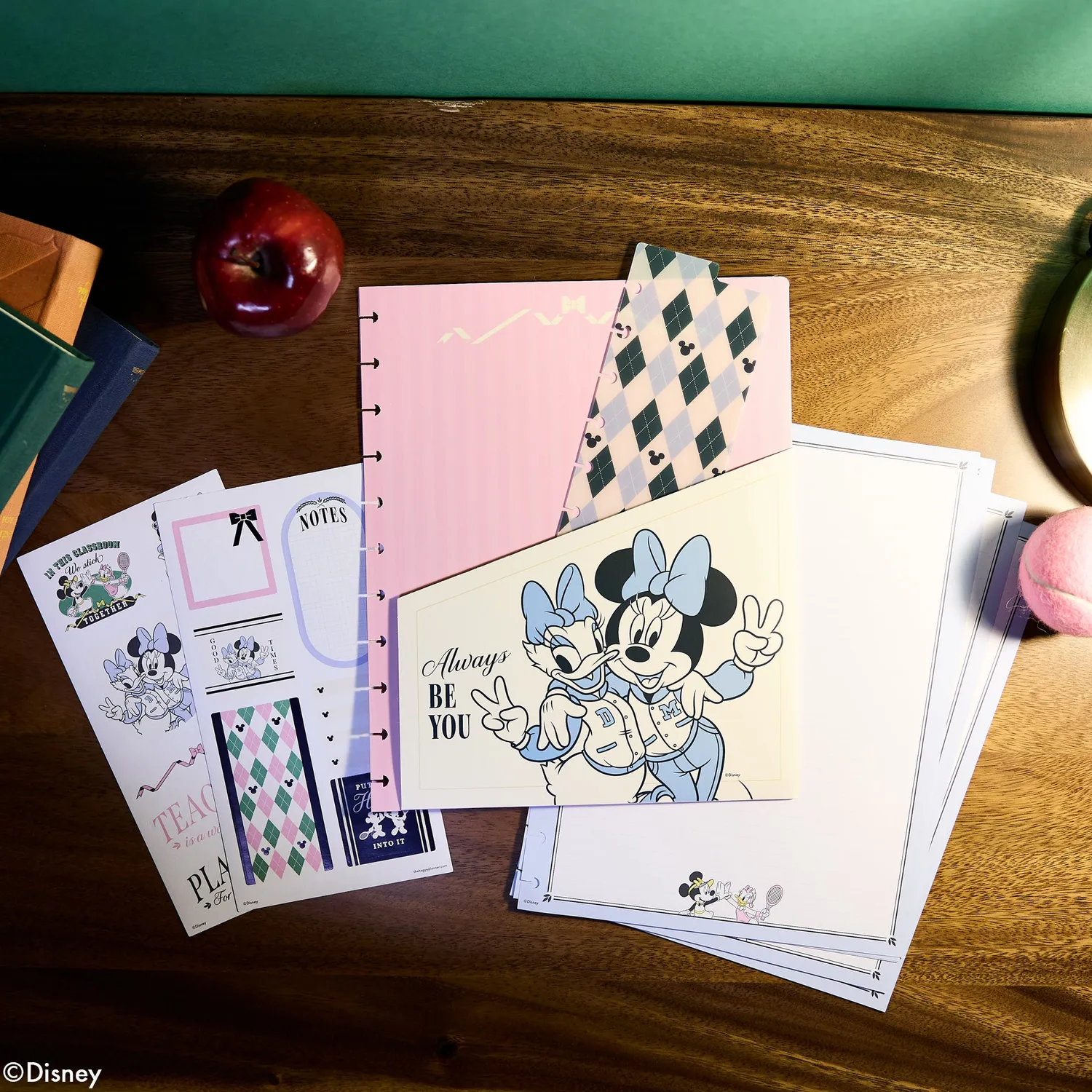 Happy Planner Disney Minnie Daisy Varsity Teacher pack Big accessoires