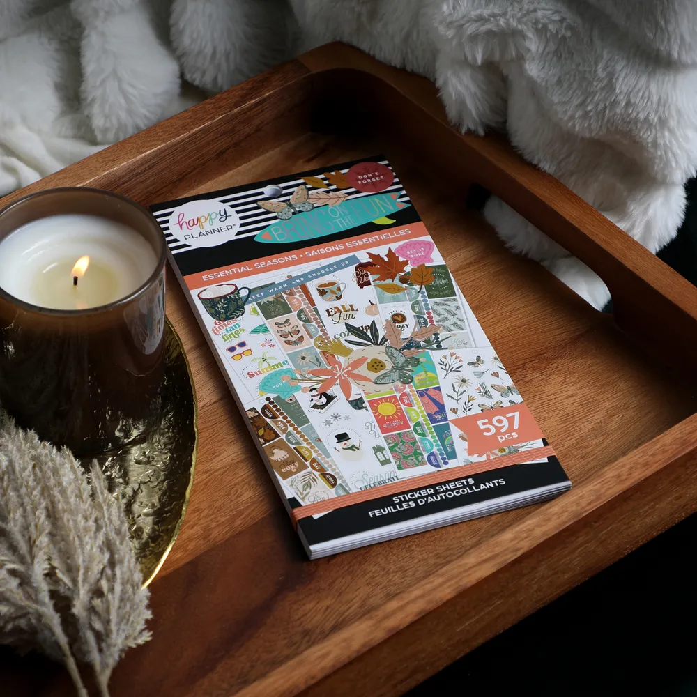 Happy Planner Essential Seasons carnet stickers 30 pages 597 pièces